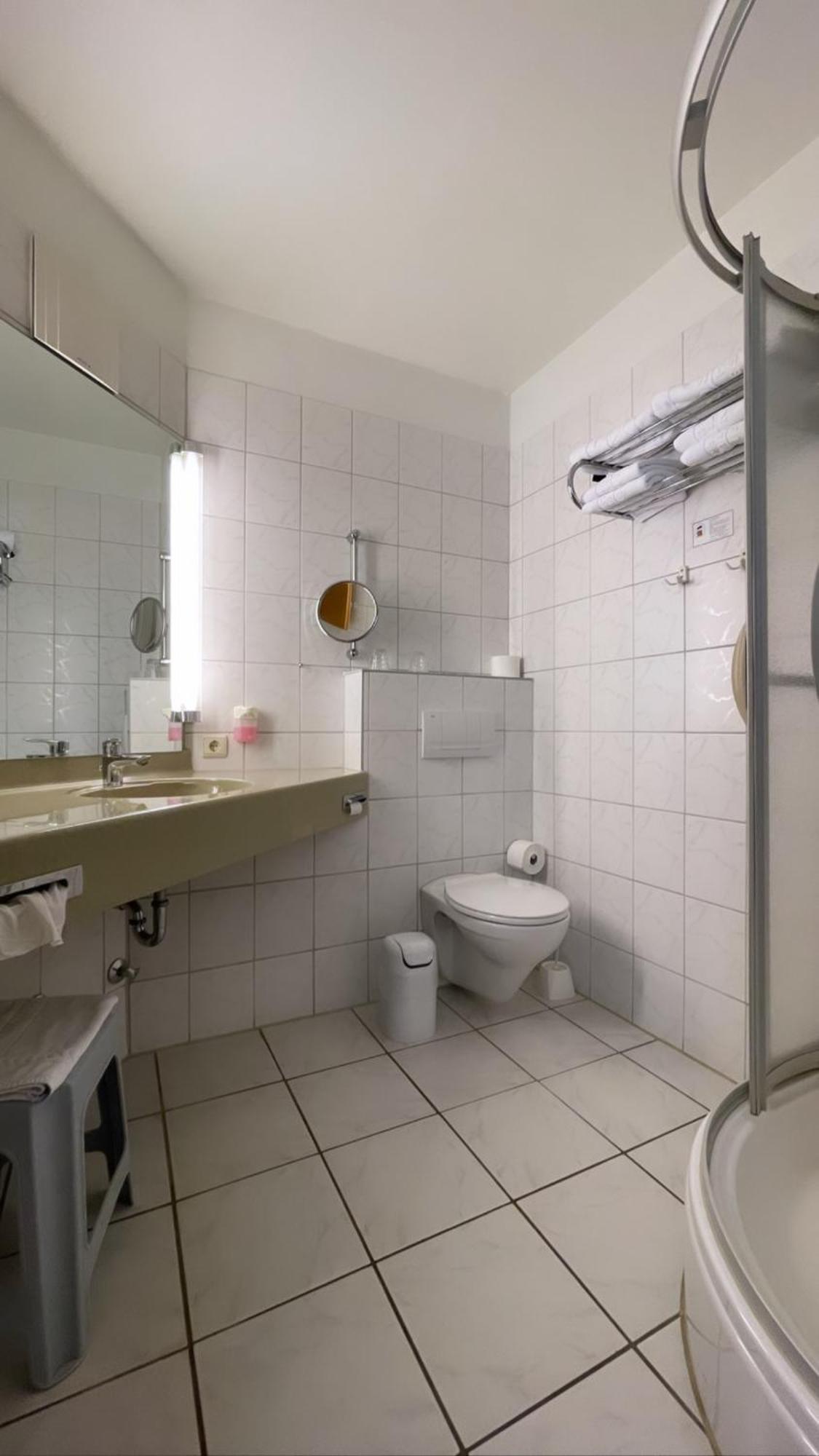 Hotel Rosenheim Schwentinental Exteriör bild