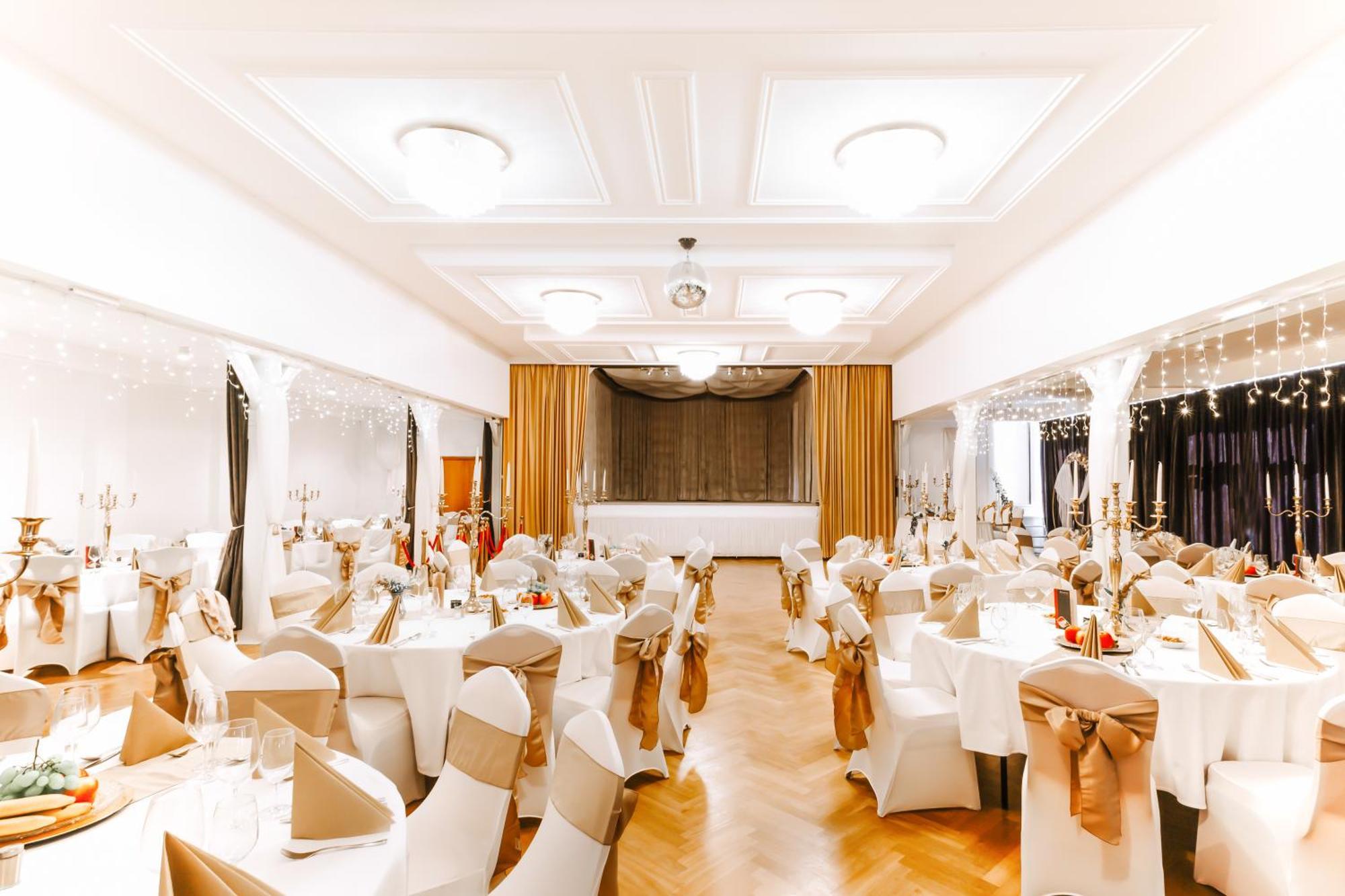 Hotel Rosenheim Schwentinental Exteriör bild